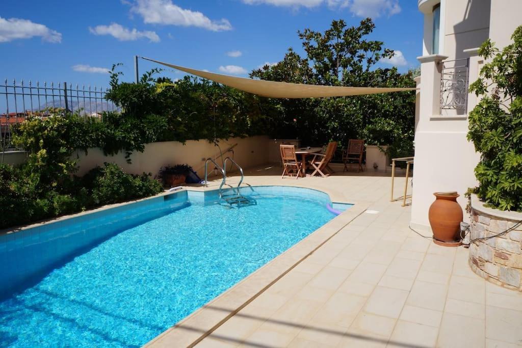 Apartment With A Garden, Bbq, Swimming Pool And Jacuzzi Dráfi Kültér fotó
