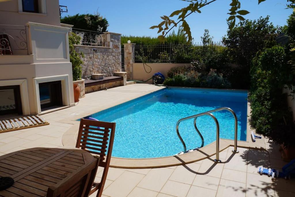 Apartment With A Garden, Bbq, Swimming Pool And Jacuzzi Dráfi Kültér fotó