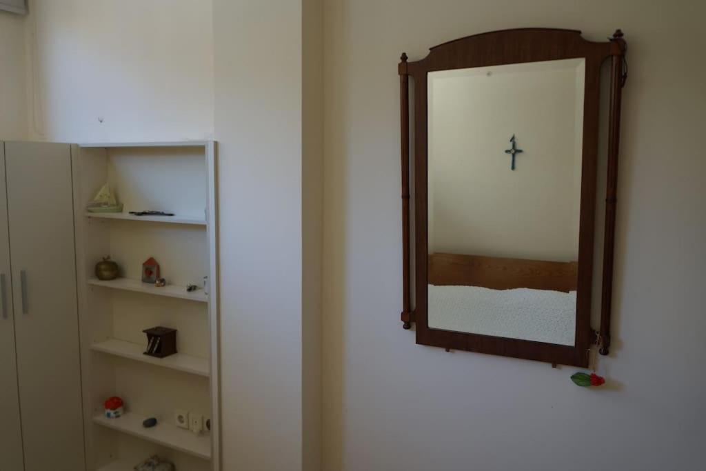 Apartment With A Garden, Bbq, Swimming Pool And Jacuzzi Dráfi Kültér fotó
